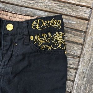 Gorgeous Dereon Designer Black Pants